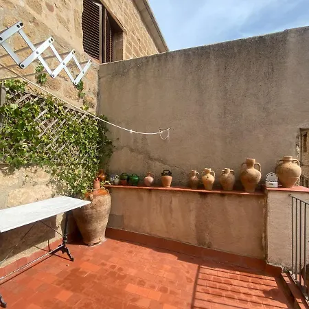 Holiday home Cal Manso